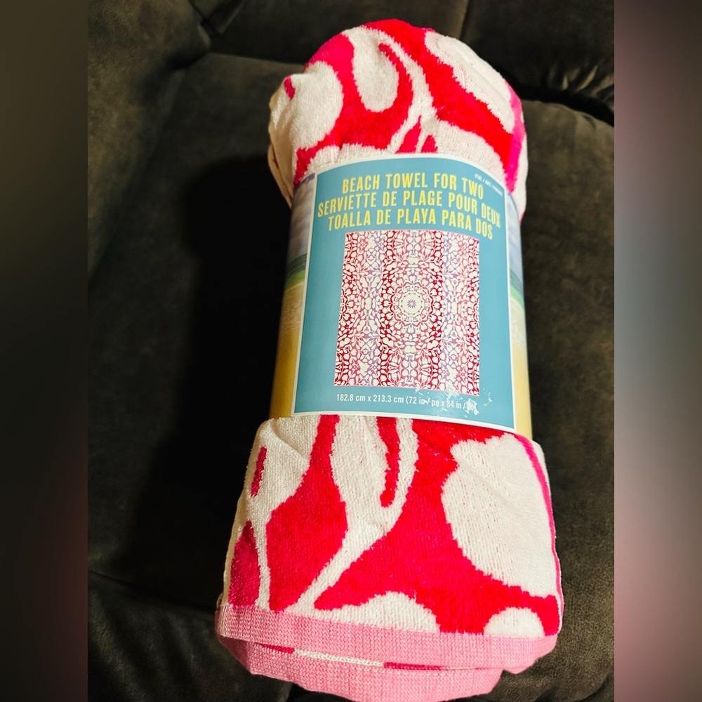 Huge Vibrant Pink and White Beach Medallion Design Towel for Two (6ft X 7ft)